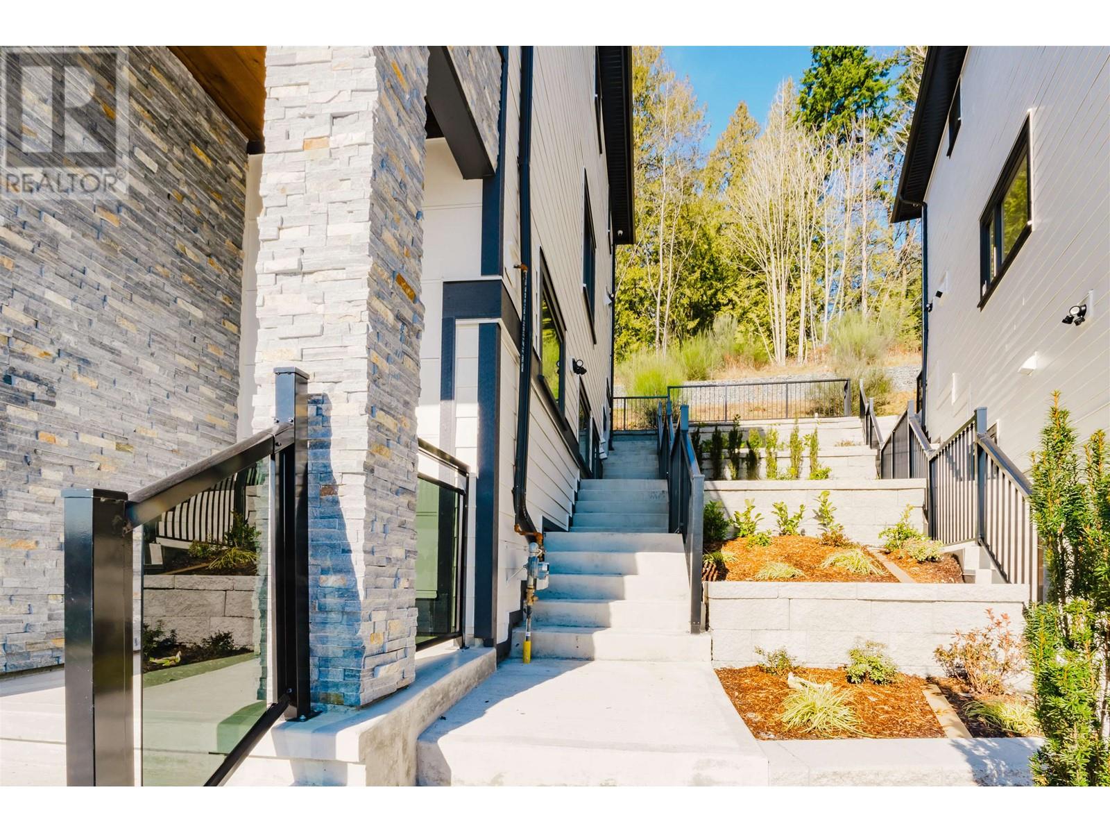 2265 Monashee Court, Coquitlam, British Columbia  V3K 6T2 - Photo 33 - R2973703