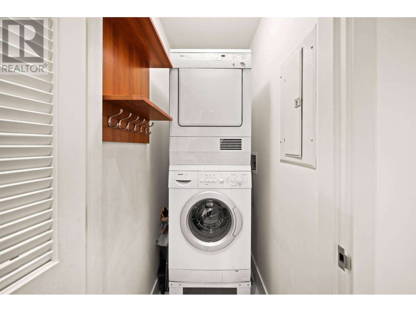 Listing Picture 10 of 30 : 3905 1077 W CORDOVA STREET, Vancouver / 溫哥華 - 魯藝地產 Yvonne Lu Group - MLS Medallion Club Member