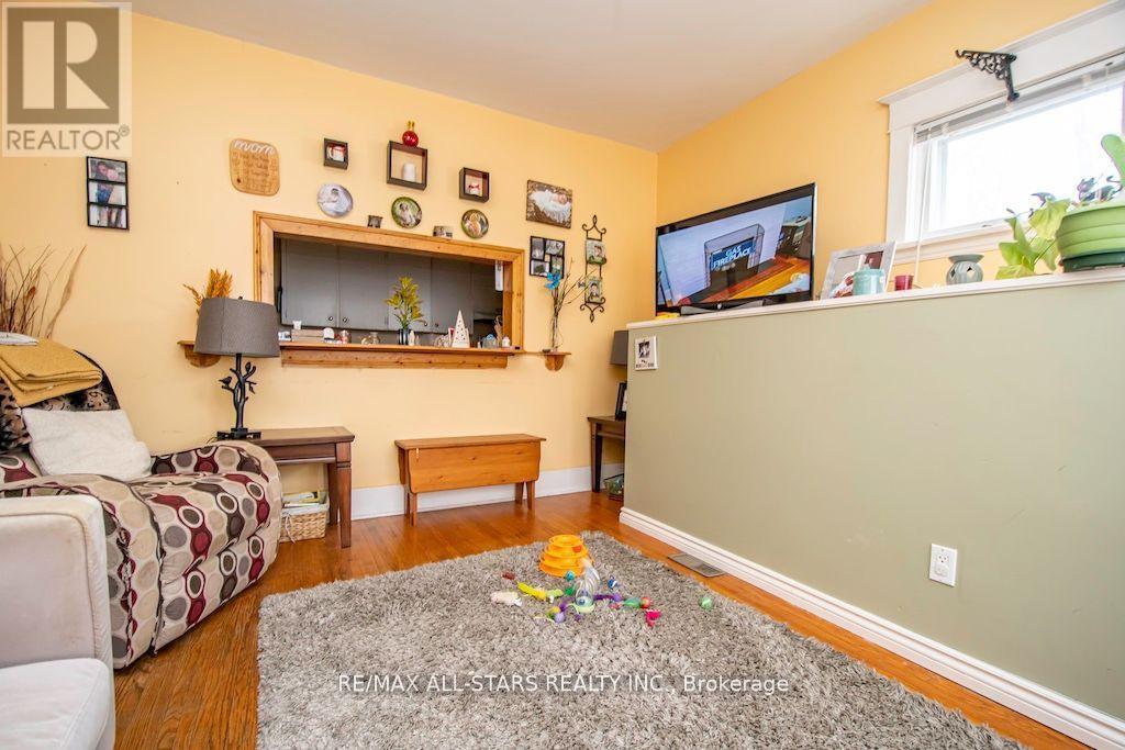 833 Crawford Drive, Peterborough South, Ontario  K9J 3W9 - Photo 6 - X12002943