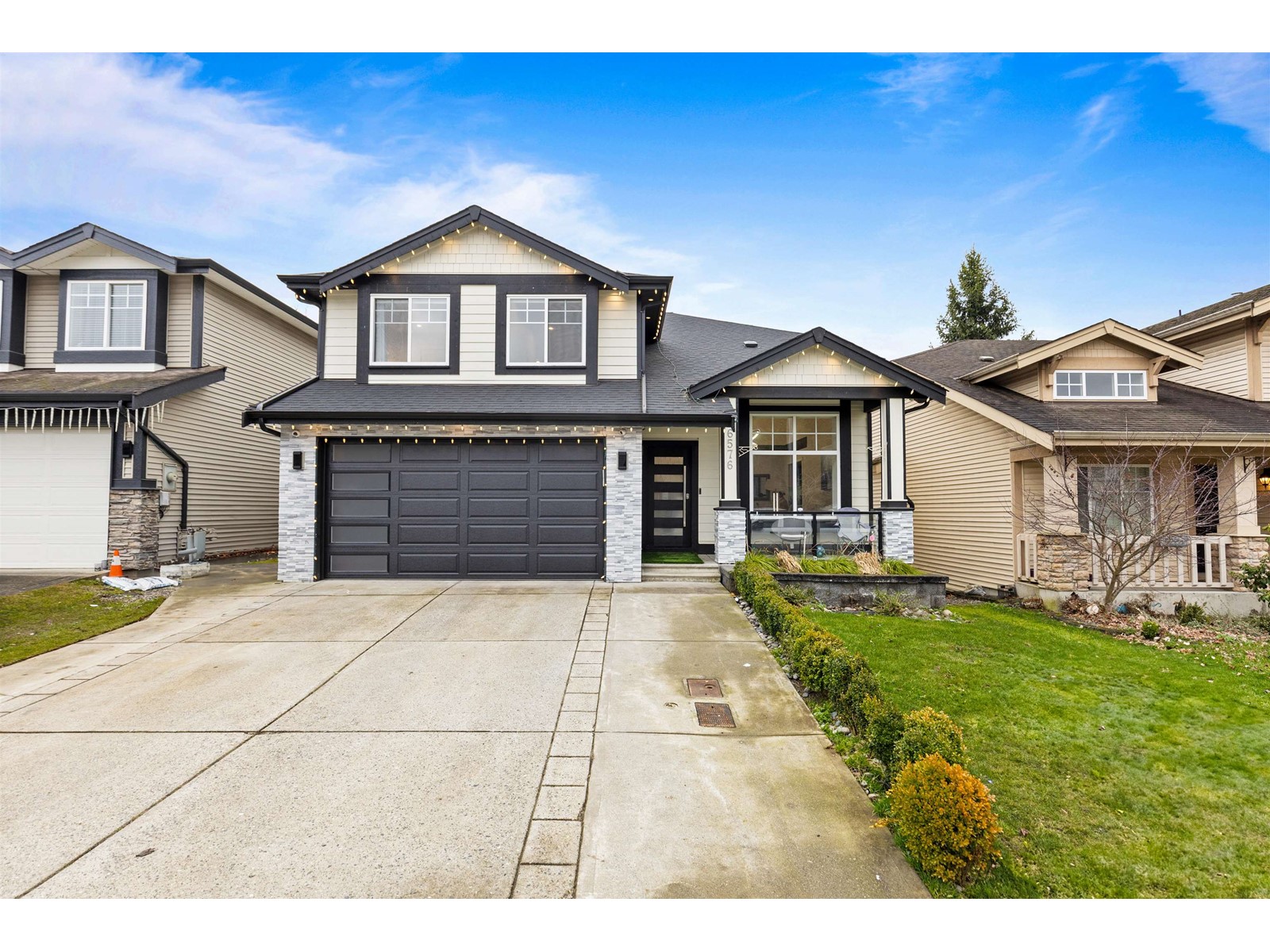 Property at 6576 207 STREET image 1