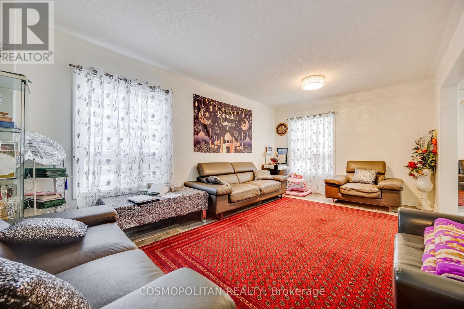 Property at 53 LONGFELLOW AVENUE image 3