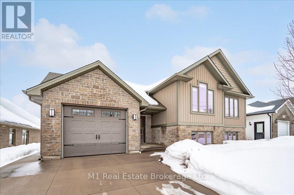 781 Princess Street, Wellington North, Ontario  N0G 2L3 - Photo 2 - X12002935