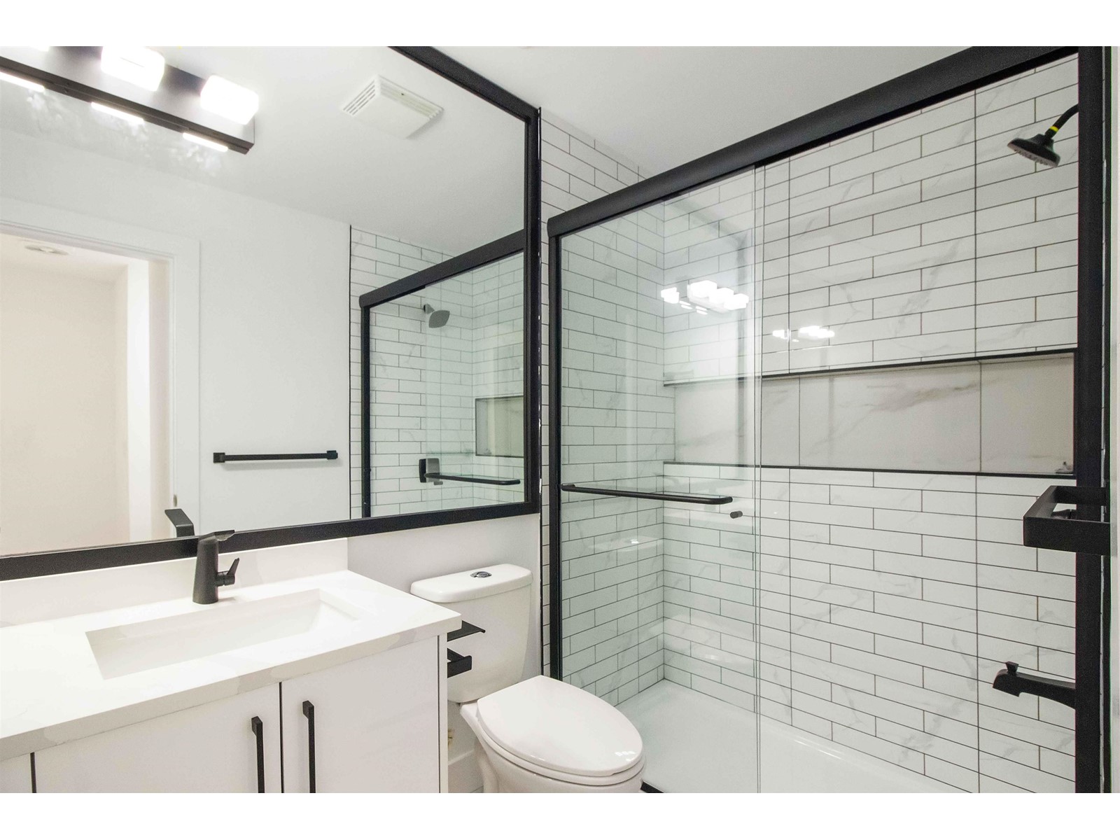 108 13726 67 Avenue, Surrey, British Columbia  V3W 6X6 - Photo 9 - R2972886