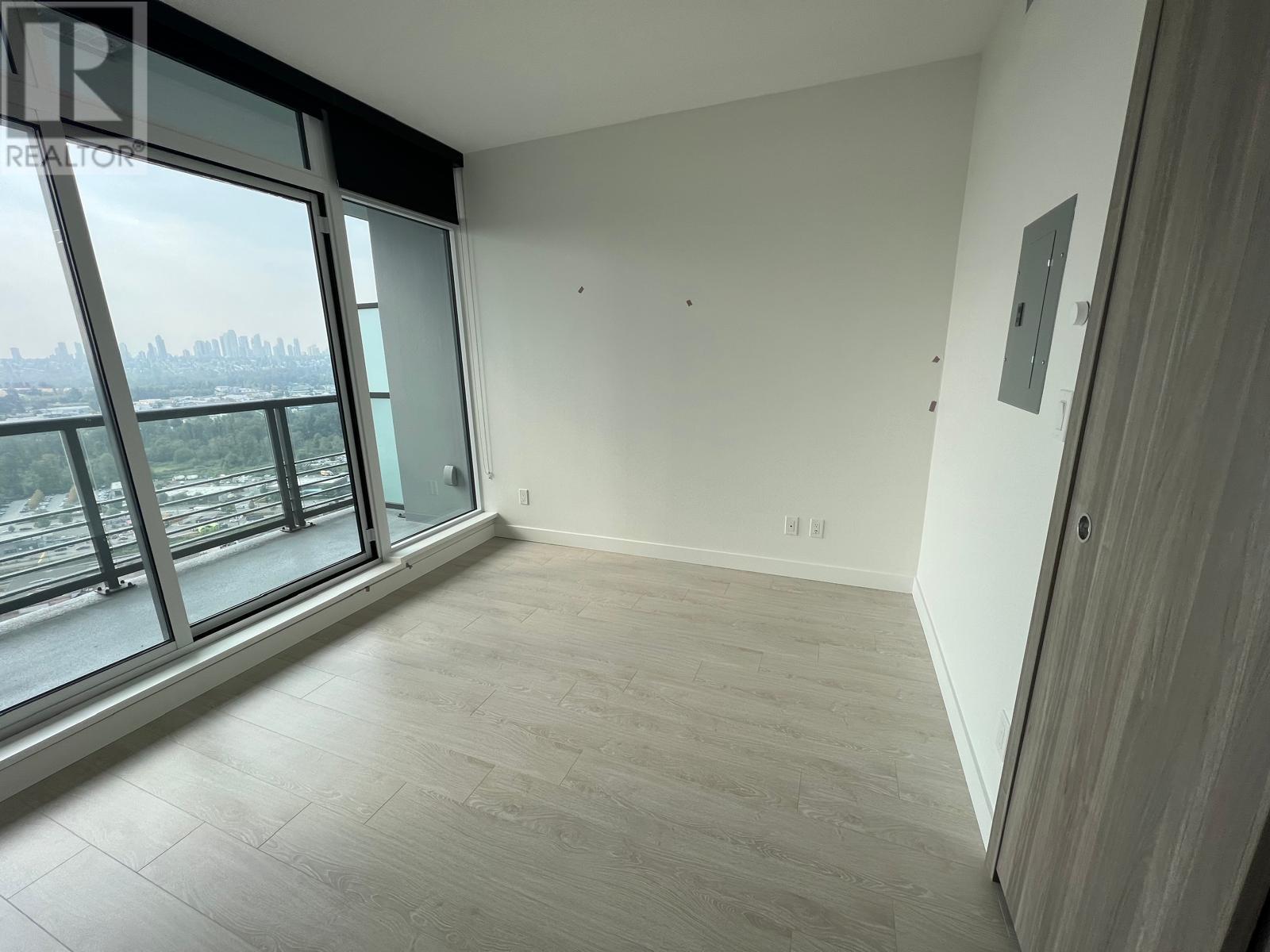 Listing Picture 8 of 11 : 2810 4720 LOUGHEED HIGHWAY, Burnaby / 本拿比 - 魯藝地產 Yvonne Lu Group - MLS Medallion Club Member