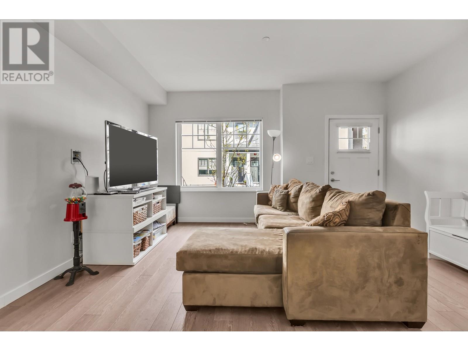 45 19451 Sutton Avenue, Pitt Meadows, British Columbia  V3Y 0G6 - Photo 9 - R2973928