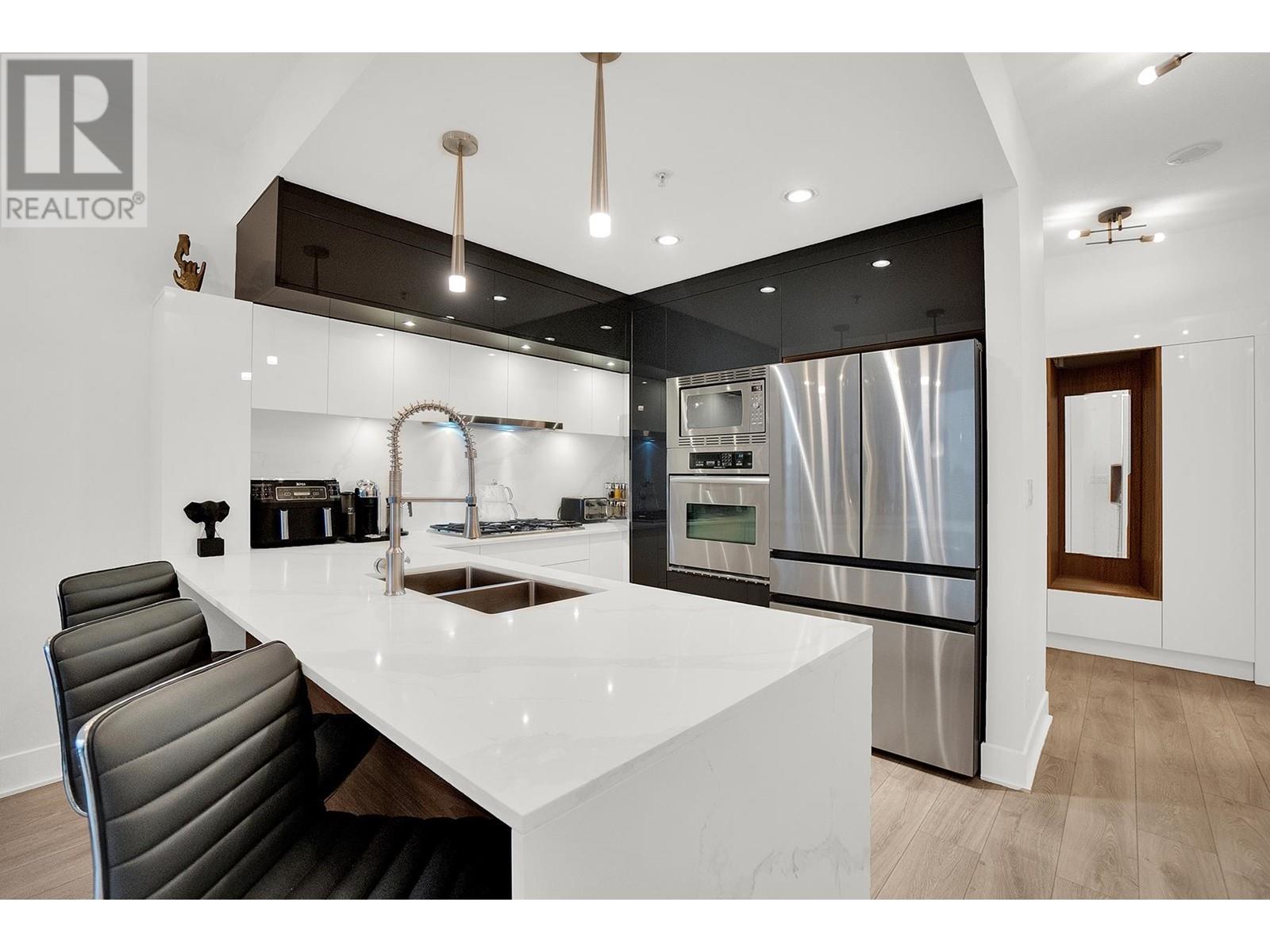 2601 7088 18th Avenue, Burnaby, British Columbia  V3N 0A2 - Photo 6 - R2973215