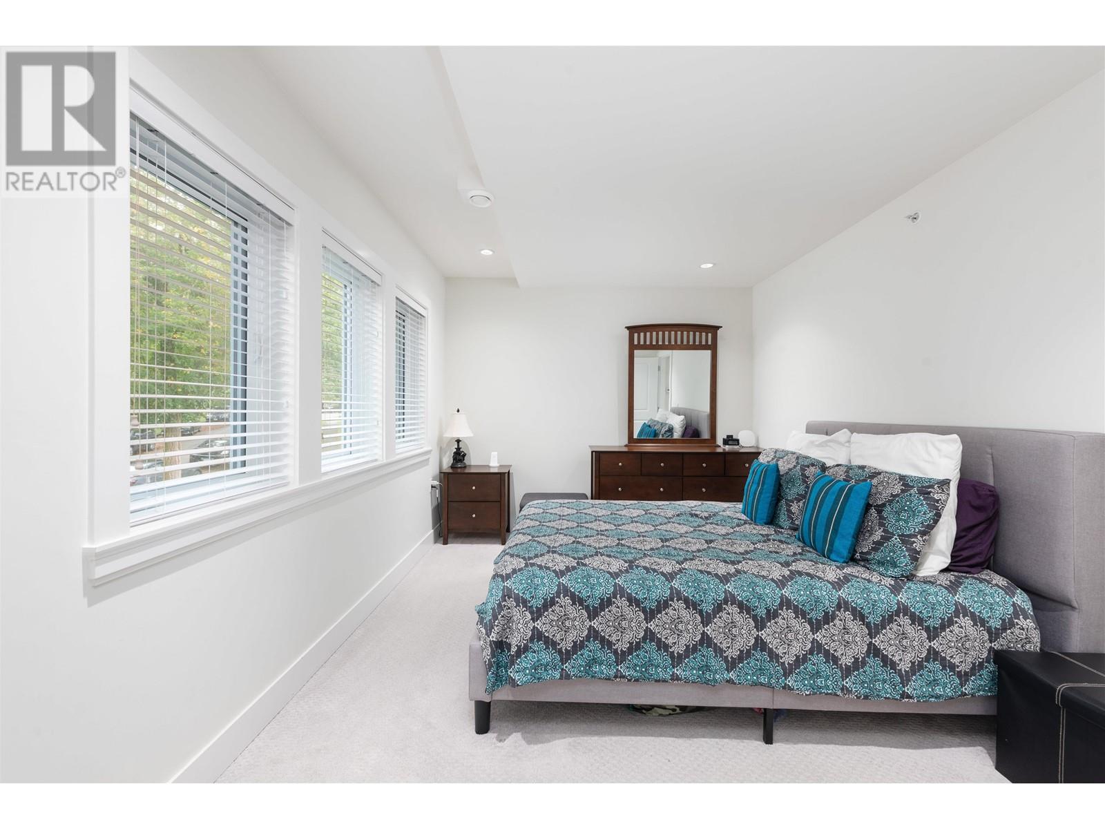5485 Dundee Street, Vancouver, British Columbia  V5R 3T8 - Photo 9 - R2973997