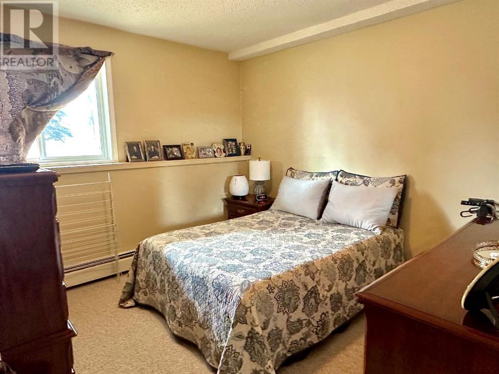 101, 5418 52 Street, Camrose, Alberta  T4V 4A6 - Photo 10 - A2199637