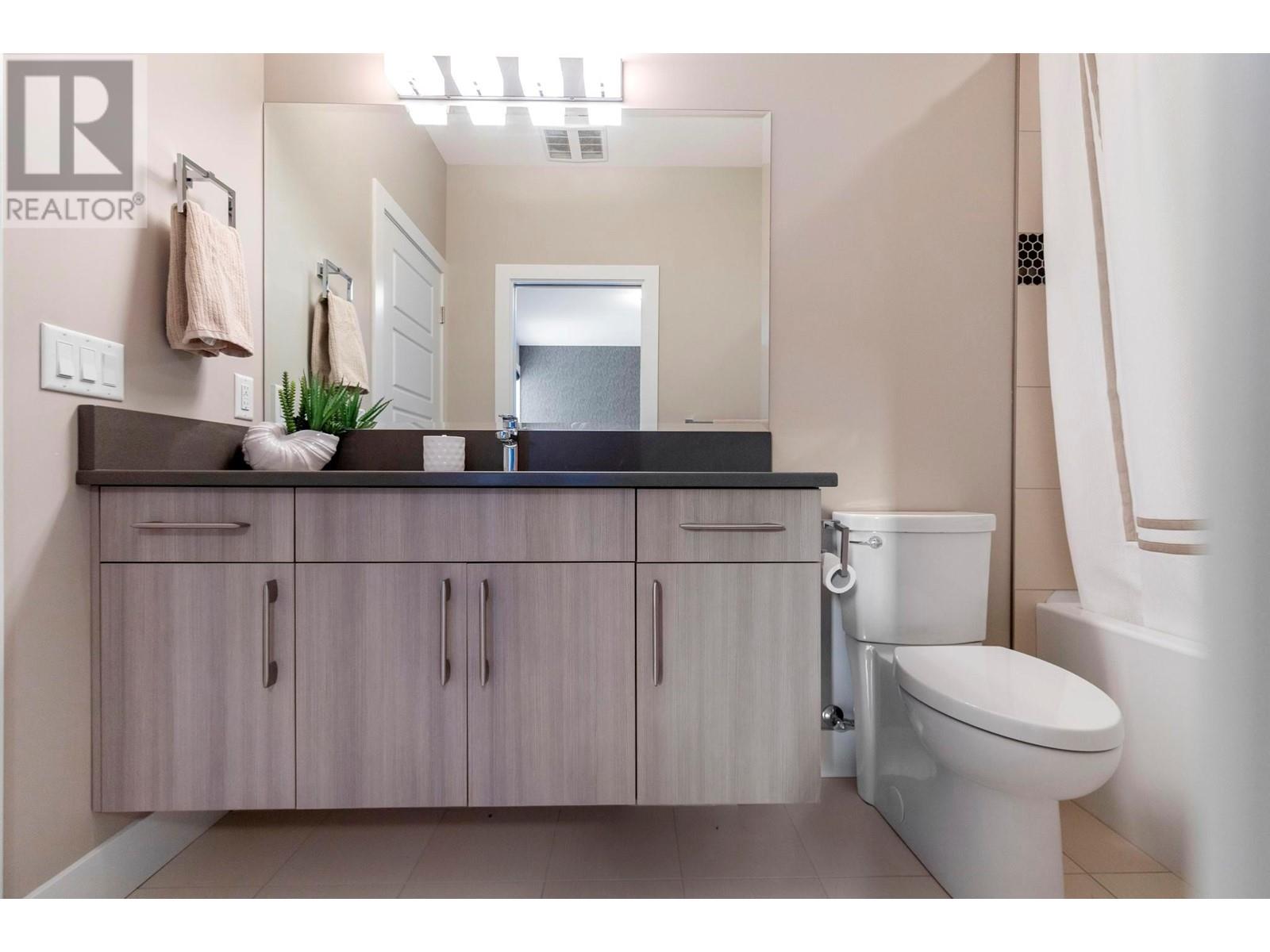 Property at 1673 Travertine Drive image 4