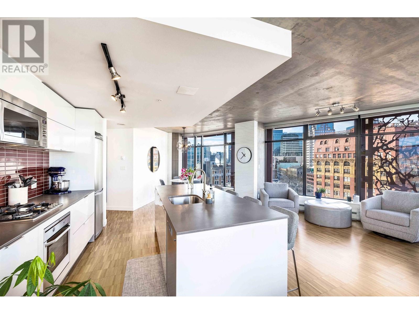 Listing Picture 15 of 40 : 1610 128 W CORDOVA STREET, Vancouver / 溫哥華 - 魯藝地產 Yvonne Lu Group - MLS Medallion Club Member