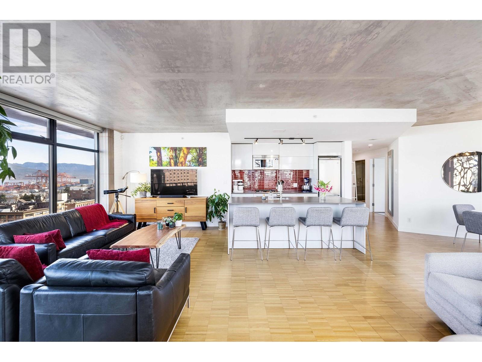 Listing Picture 18 of 40 : 1610 128 W CORDOVA STREET, Vancouver / 溫哥華 - 魯藝地產 Yvonne Lu Group - MLS Medallion Club Member