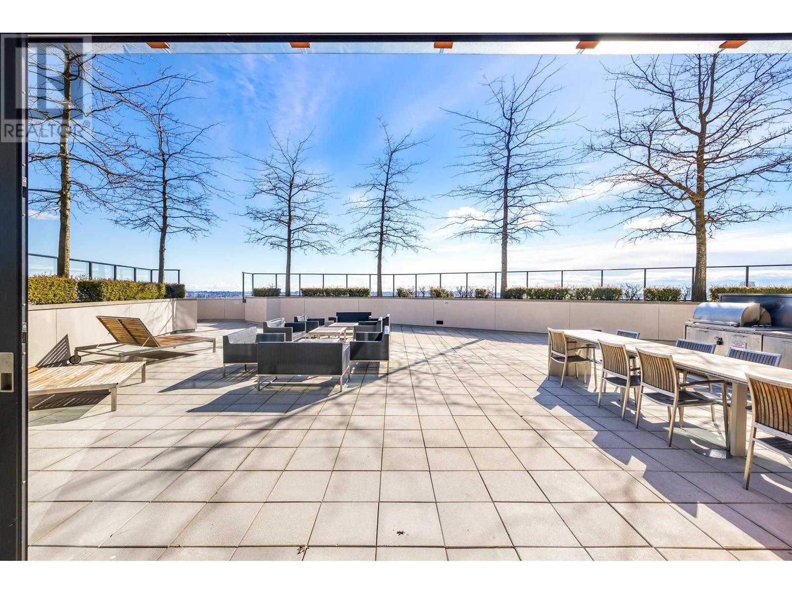 Listing Picture 36 of 40 : 1610 128 W CORDOVA STREET, Vancouver / 溫哥華 - 魯藝地產 Yvonne Lu Group - MLS Medallion Club Member