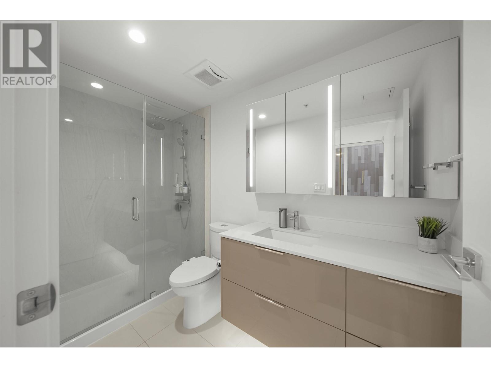 301 1471 Hunter Street, North Vancouver, British Columbia  V7J 1H3 - Photo 13 - R2974138