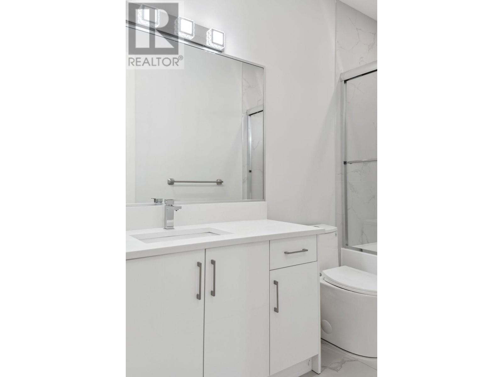 Listing Picture 19 of 35 : 1579 RUPERT STREET, Vancouver / 溫哥華 - 魯藝地產 Yvonne Lu Group - MLS Medallion Club Member