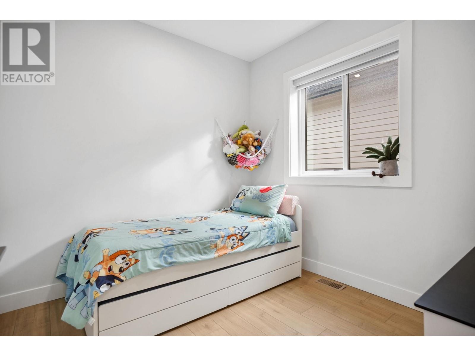 Listing Picture 20 of 35 : 1579 RUPERT STREET, Vancouver / 溫哥華 - 魯藝地產 Yvonne Lu Group - MLS Medallion Club Member