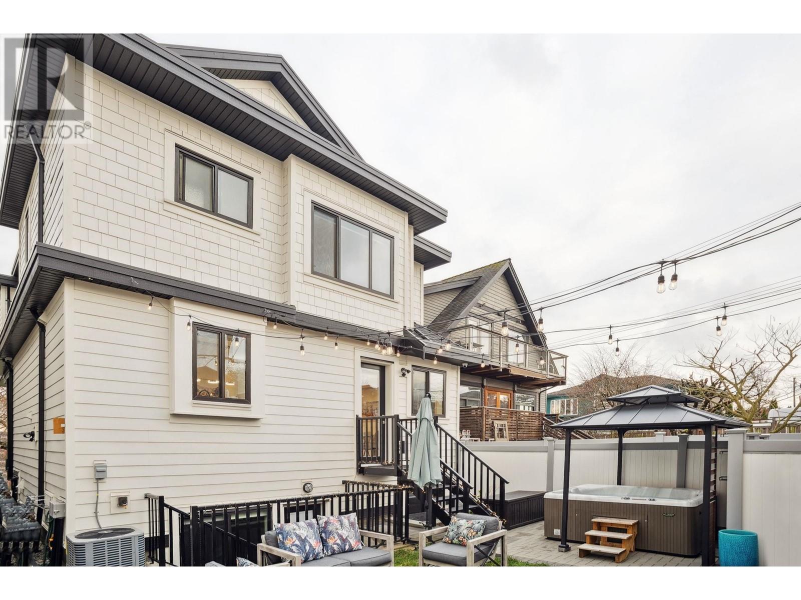 Listing Picture 25 of 35 : 1579 RUPERT STREET, Vancouver / 溫哥華 - 魯藝地產 Yvonne Lu Group - MLS Medallion Club Member