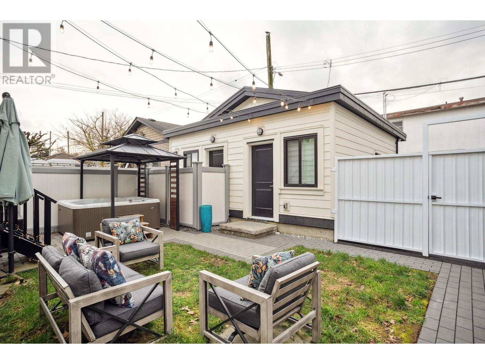 Listing Picture 26 of 35 : 1579 RUPERT STREET, Vancouver / 溫哥華 - 魯藝地產 Yvonne Lu Group - MLS Medallion Club Member