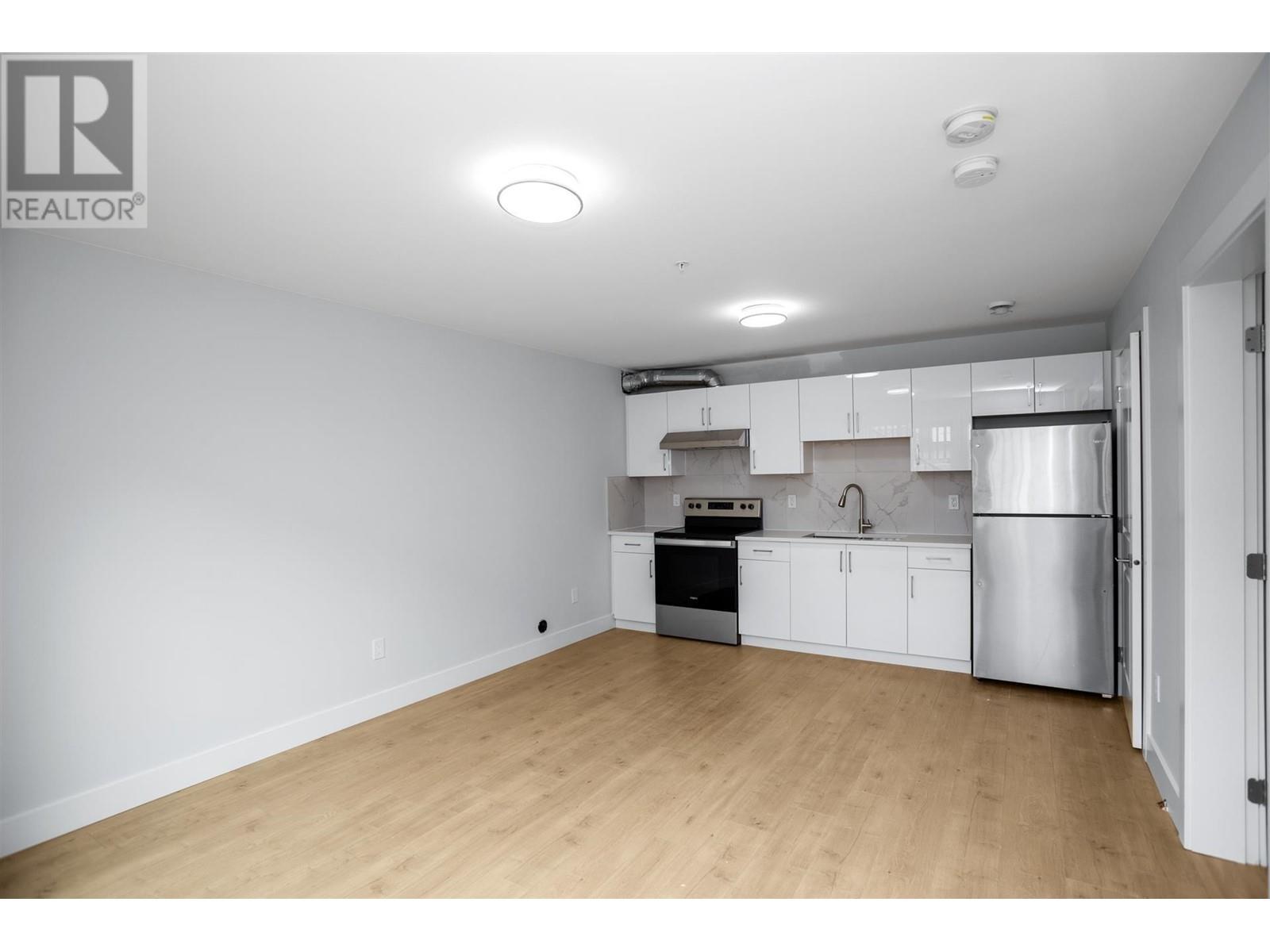 Listing Picture 29 of 35 : 1579 RUPERT STREET, Vancouver / 溫哥華 - 魯藝地產 Yvonne Lu Group - MLS Medallion Club Member