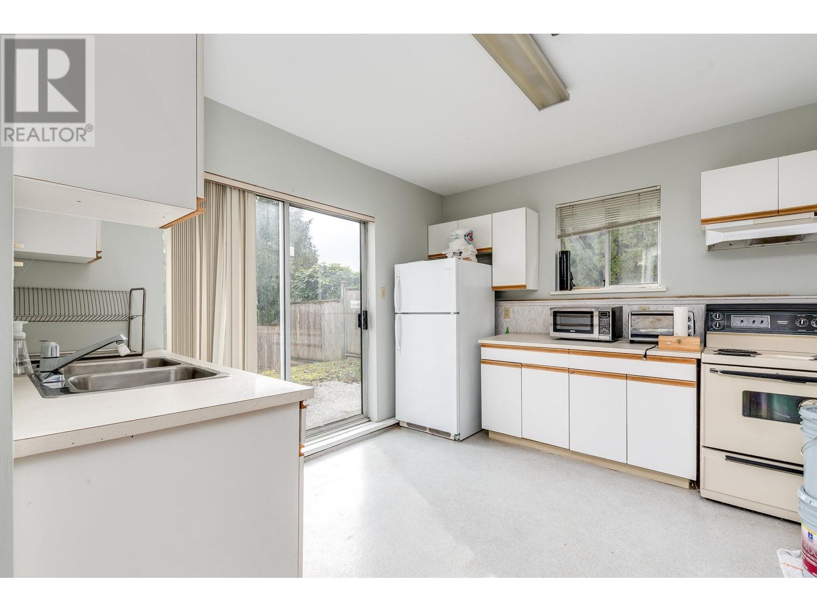 133 Warrick Street, Coquitlam, British Columbia  V3K 5L3 - Photo 19 - R2974125