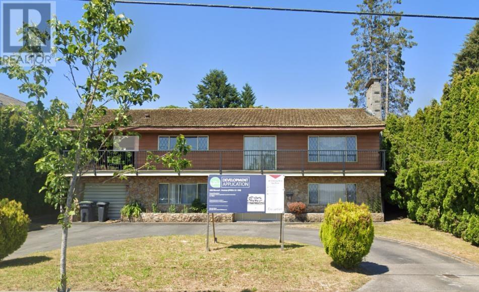 929 Stewart Avenue, Coquitlam, British Columbia  V3K 2N5 - Photo 3 - R2974130