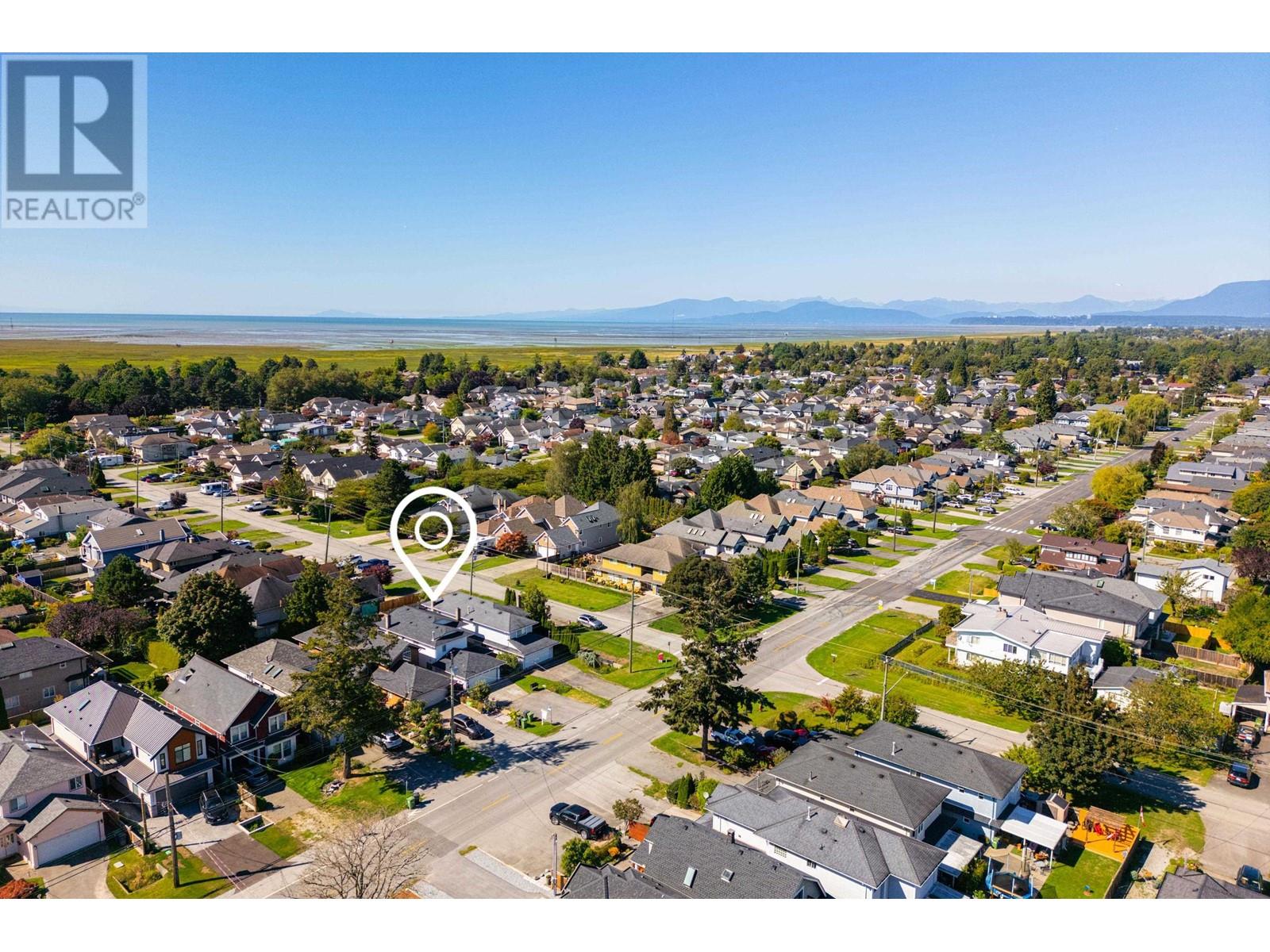 Listing Picture 35 of 36 : 11651 4TH AVENUE, Richmond / 烈治文 - 魯藝地產 Yvonne Lu Group - MLS Medallion Club Member