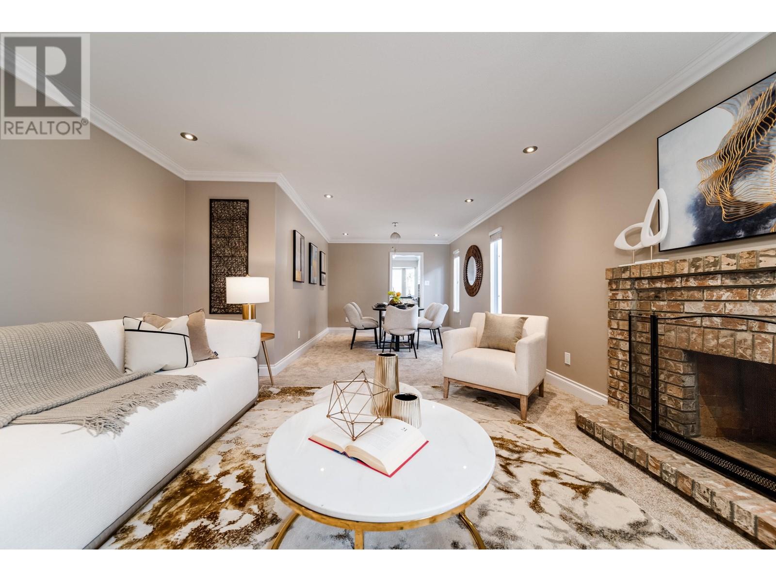 Listing Picture 4 of 36 : 11651 4TH AVENUE, Richmond / 烈治文 - 魯藝地產 Yvonne Lu Group - MLS Medallion Club Member