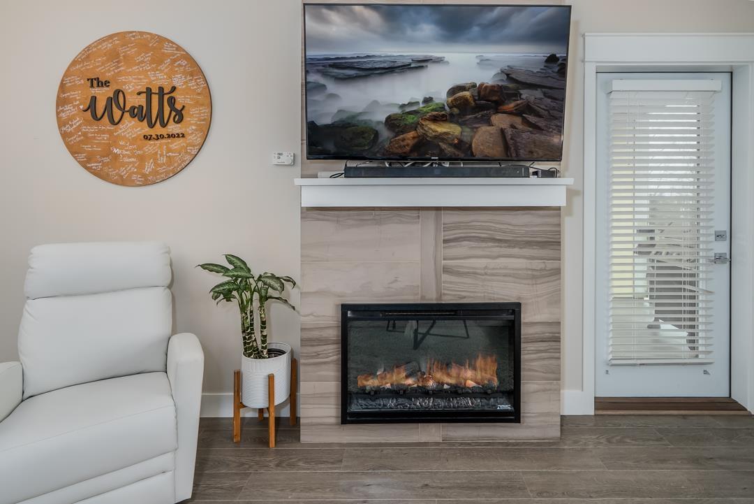 303 5020 221a Street, Langley, British Columbia  V2Y 0V5 - Photo 8 - R2973732