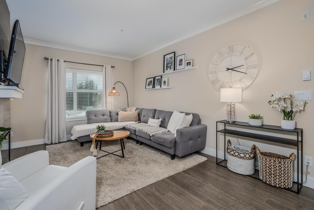 303 5020 221a Street, Langley, British Columbia  V2Y 0V5 - Photo 4 - R2973732