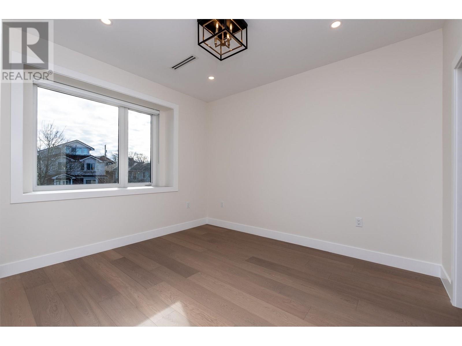 1 3133 E 19th Avenue, Vancouver, British Columbia  V5M 2T2 - Photo 17 - R2974109