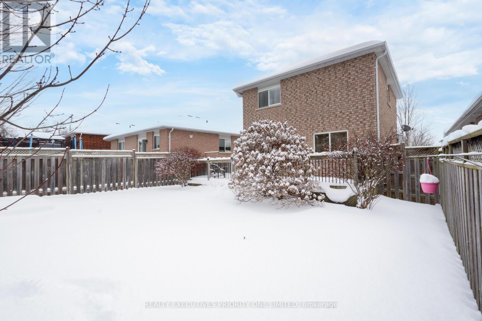 6 Bird Street, Barrie, Ontario  L4N 0X1 - Photo 23 - S12003047