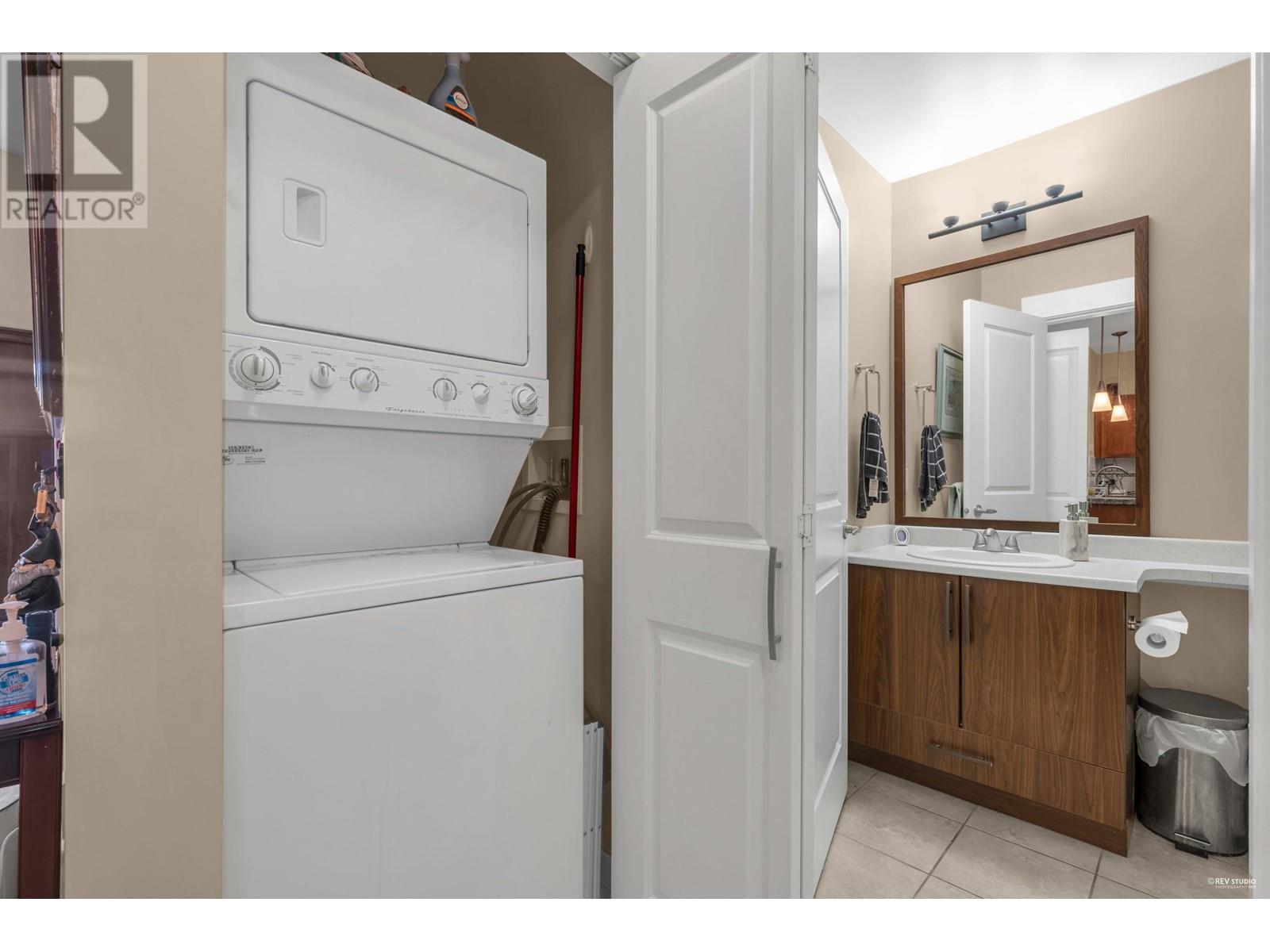 315 12350 Harris Road, Pitt Meadows, British Columbia  V3Y 0C5 - Photo 21 - R2973436