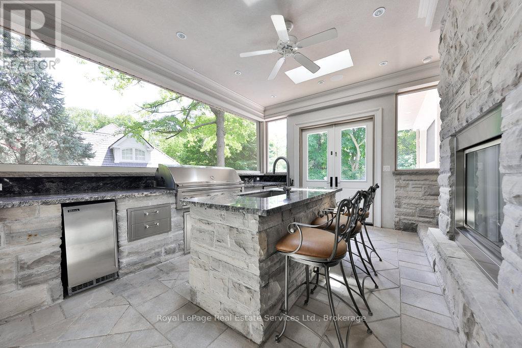 24 Raymar Place, Oakville (Oo Old Oakville), Ontario  L6J 6M1 - Photo 26 - W12003058