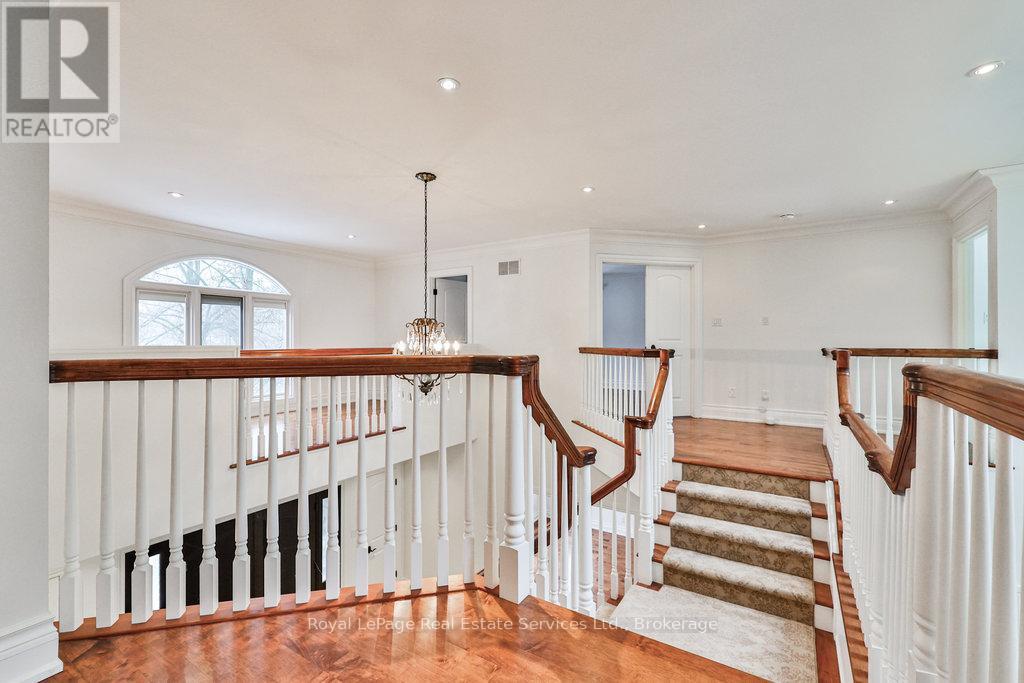 24 Raymar Place, Oakville (Oo Old Oakville), Ontario  L6J 6M1 - Photo 28 - W12003058