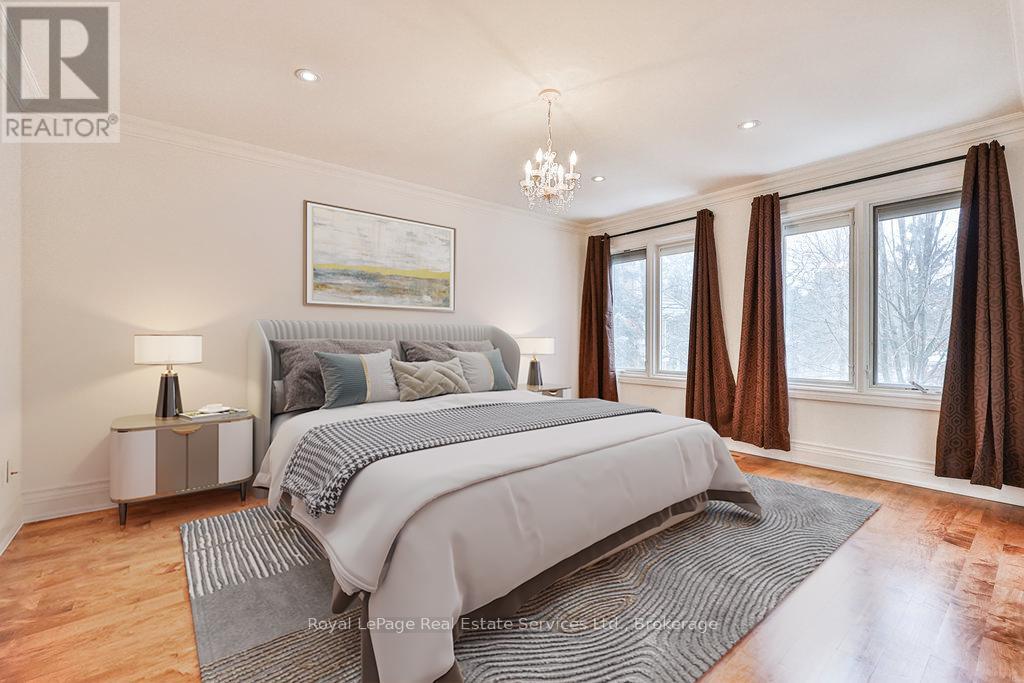 24 Raymar Place, Oakville (Oo Old Oakville), Ontario  L6J 6M1 - Photo 37 - W12003058