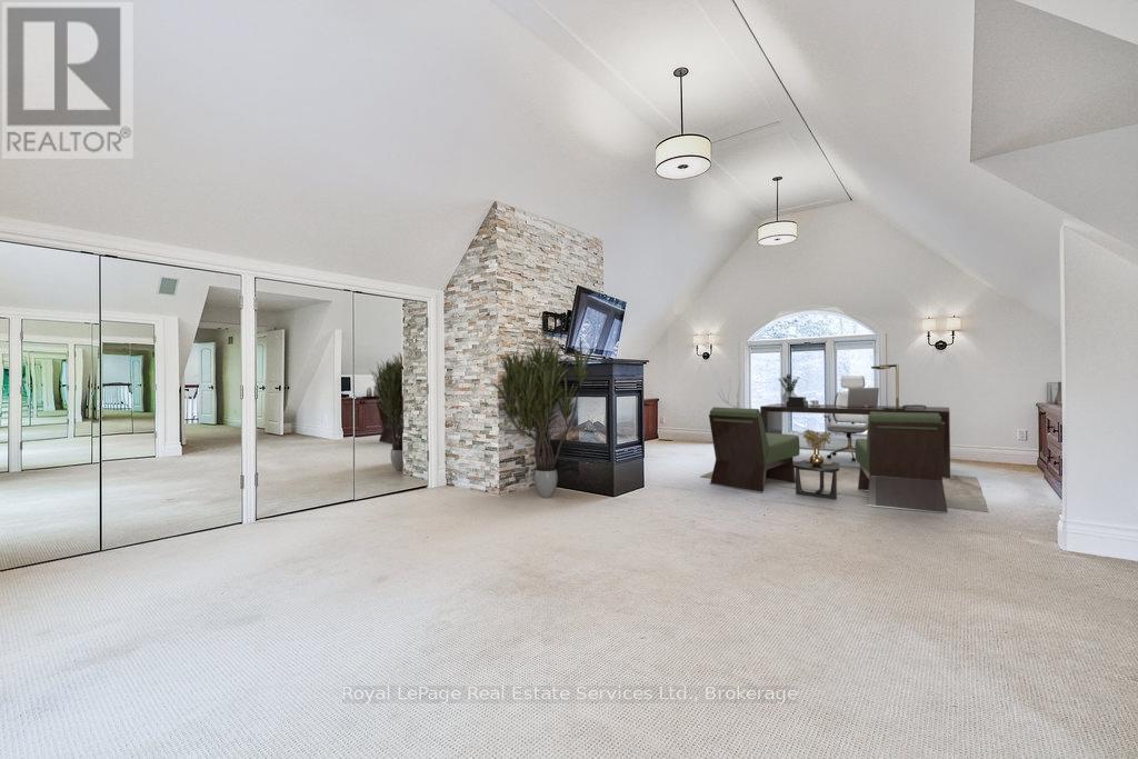 24 Raymar Place, Oakville (Oo Old Oakville), Ontario  L6J 6M1 - Photo 41 - W12003058