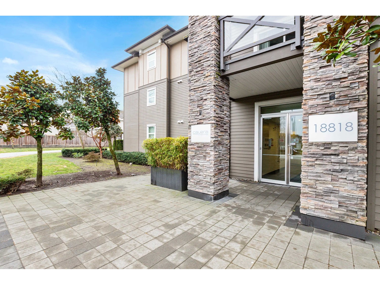 Property at 216 18818 68 AVENUE image 3