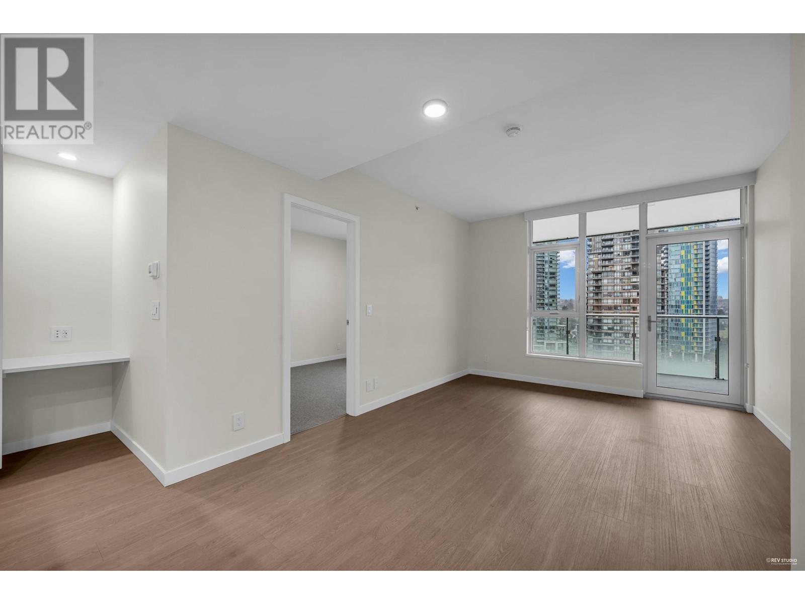 Listing Picture 11 of 40 : 1606 4168 LOUGHEED HIGHWAY, Burnaby / 本拿比 - 魯藝地產 Yvonne Lu Group - MLS Medallion Club Member
