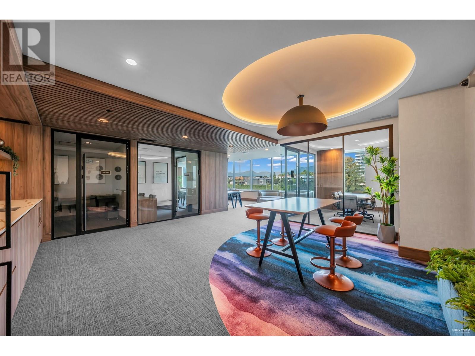 Listing Picture 25 of 40 : 1606 4168 LOUGHEED HIGHWAY, Burnaby / 本拿比 - 魯藝地產 Yvonne Lu Group - MLS Medallion Club Member