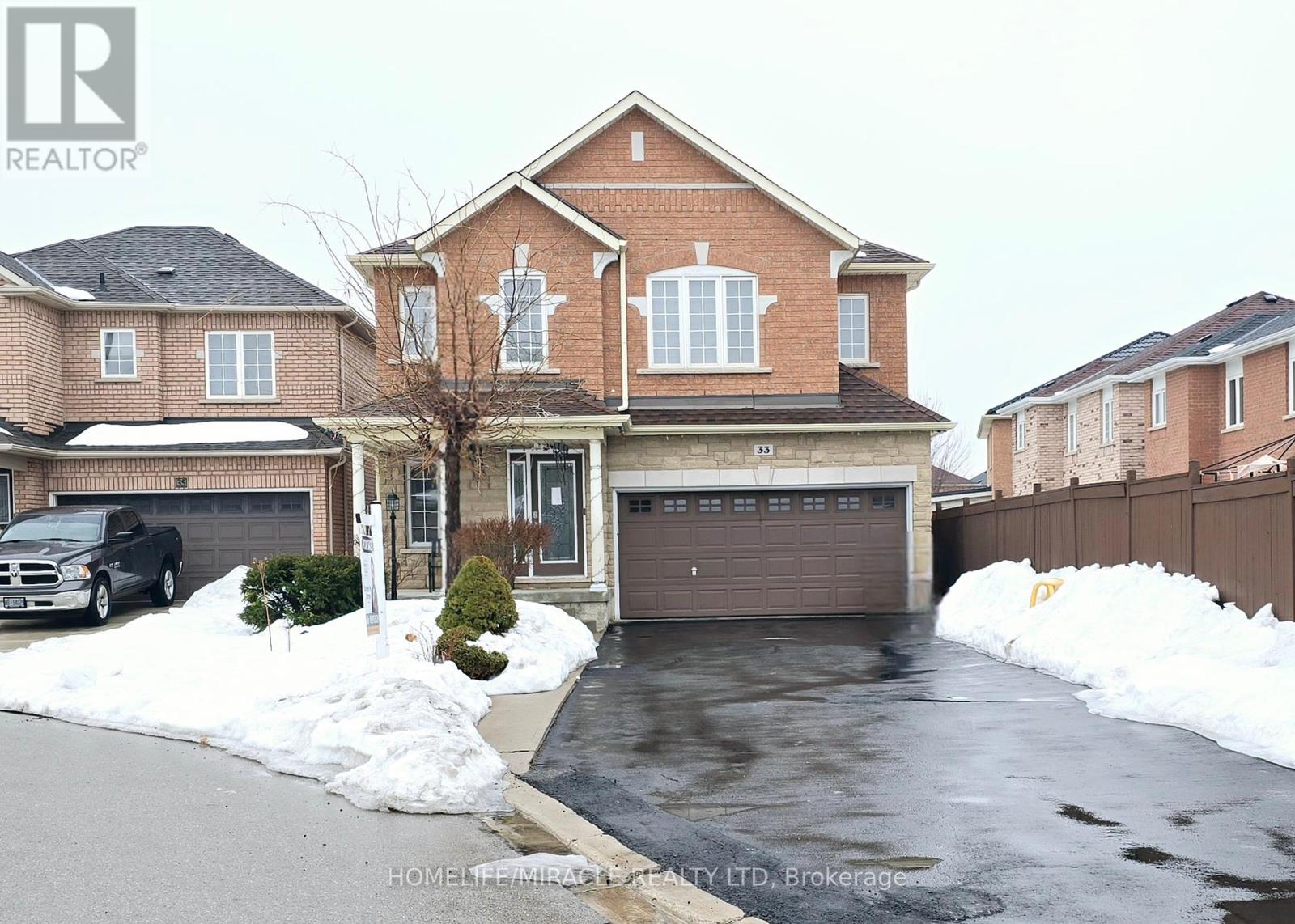 33 ATIRA AVENUE, Brampton, Ontario