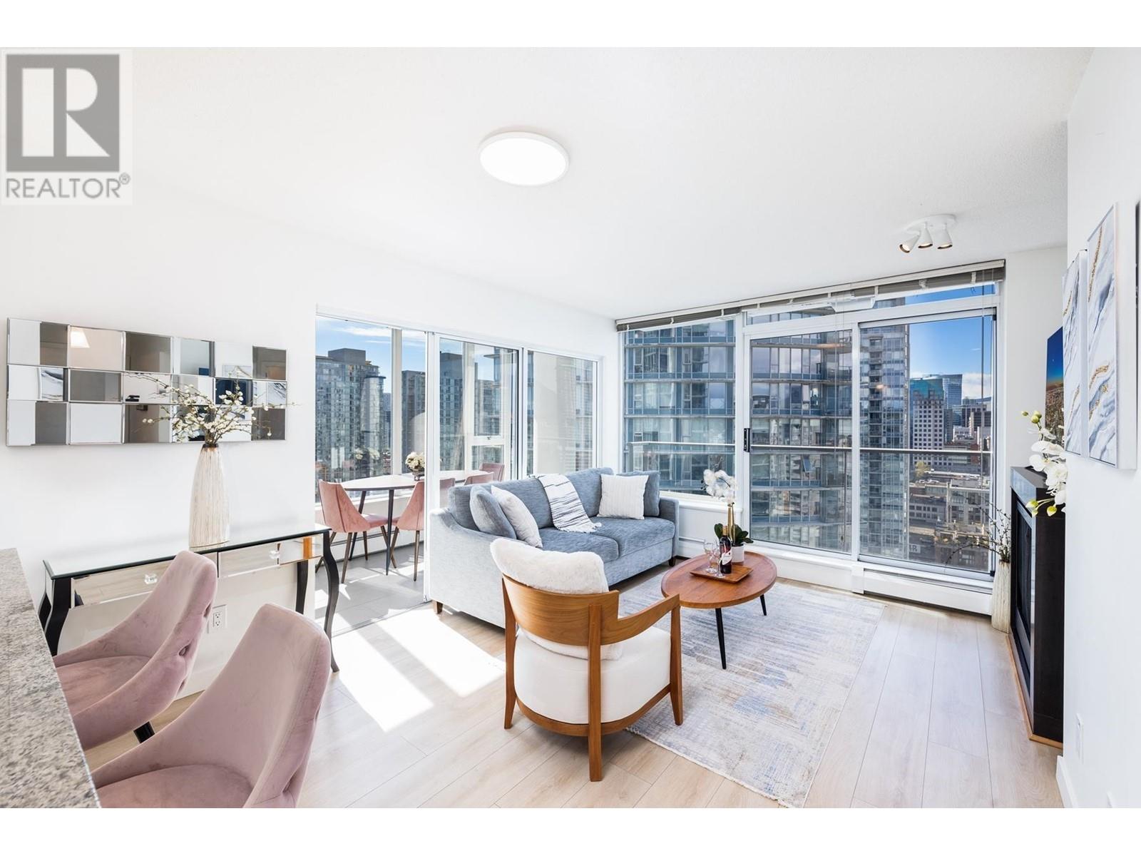 Listing Picture 7 of 35 : 2906 688 ABBOTT STREET, Vancouver / 溫哥華 - 魯藝地產 Yvonne Lu Group - MLS Medallion Club Member