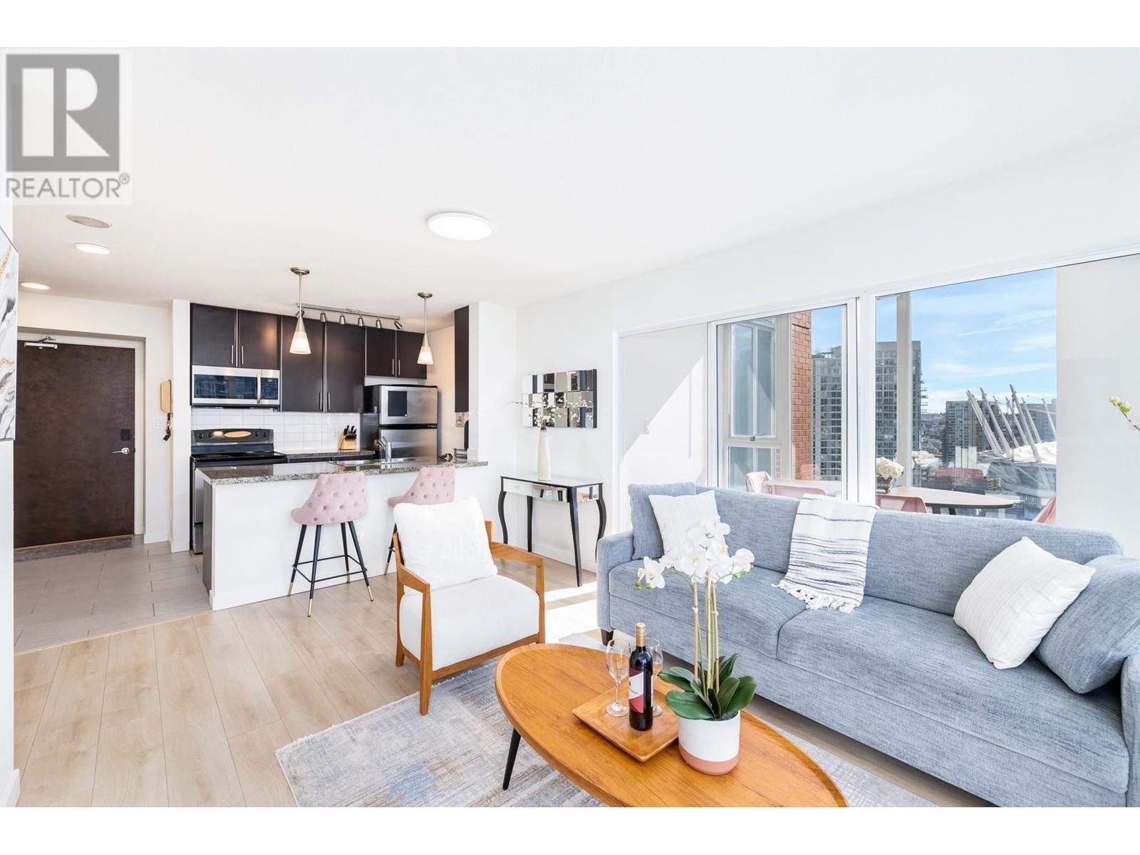 Listing Picture 8 of 35 : 2906 688 ABBOTT STREET, Vancouver / 溫哥華 - 魯藝地產 Yvonne Lu Group - MLS Medallion Club Member