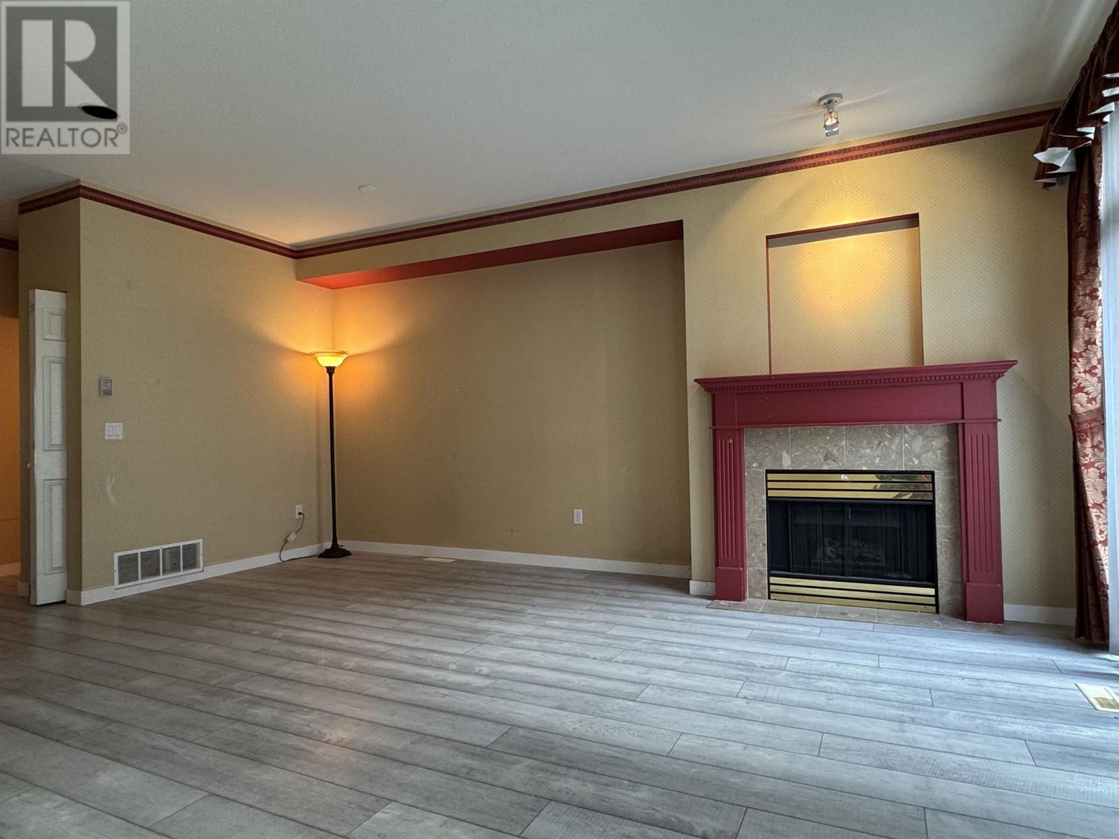 Listing Picture 5 of 25 : 77 5200 OAKMOUNT CRESCENT, Burnaby / 本拿比 - 魯藝地產 Yvonne Lu Group - MLS Medallion Club Member