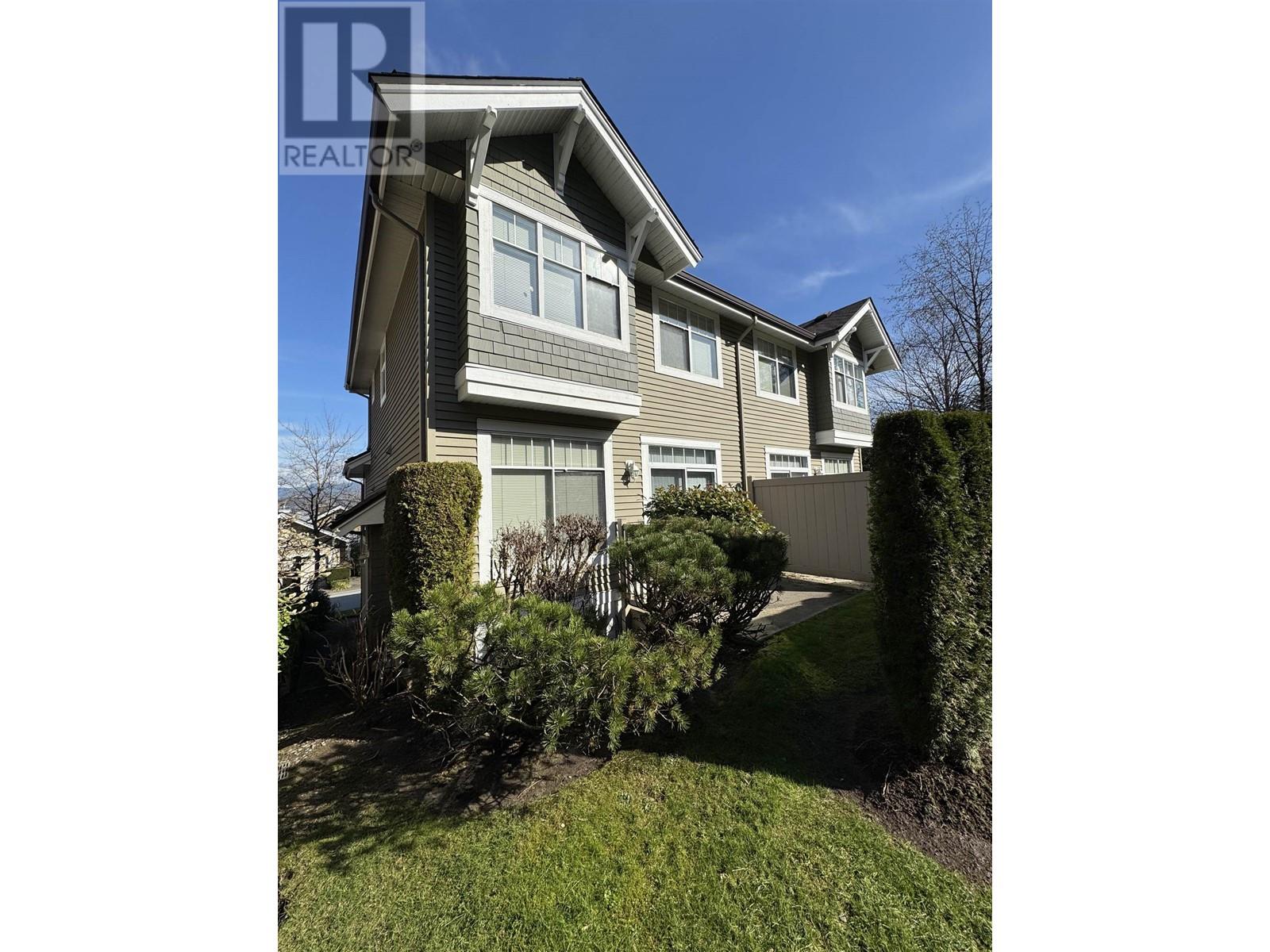 Listing Picture 23 of 25 : 77 5200 OAKMOUNT CRESCENT, Burnaby / 本拿比 - 魯藝地產 Yvonne Lu Group - MLS Medallion Club Member