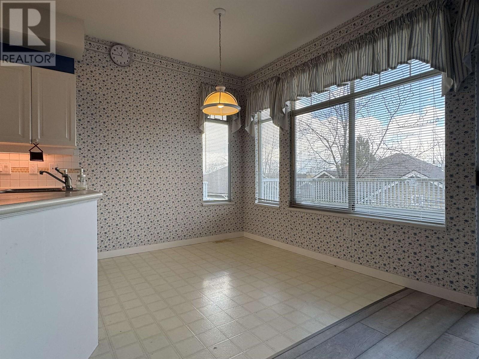 Listing Picture 11 of 25 : 77 5200 OAKMOUNT CRESCENT, Burnaby / 本拿比 - 魯藝地產 Yvonne Lu Group - MLS Medallion Club Member