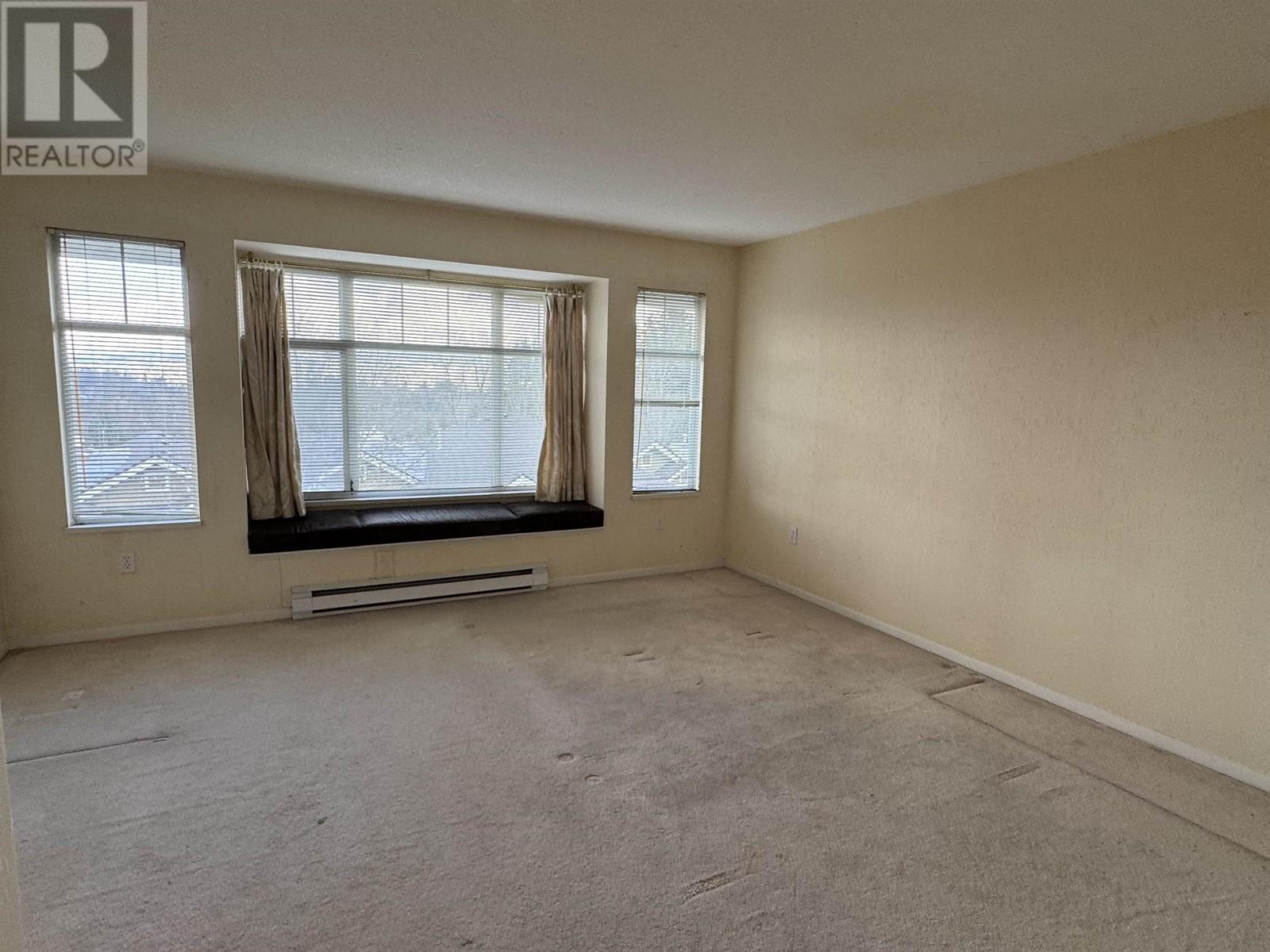 Listing Picture 19 of 25 : 77 5200 OAKMOUNT CRESCENT, Burnaby / 本拿比 - 魯藝地產 Yvonne Lu Group - MLS Medallion Club Member