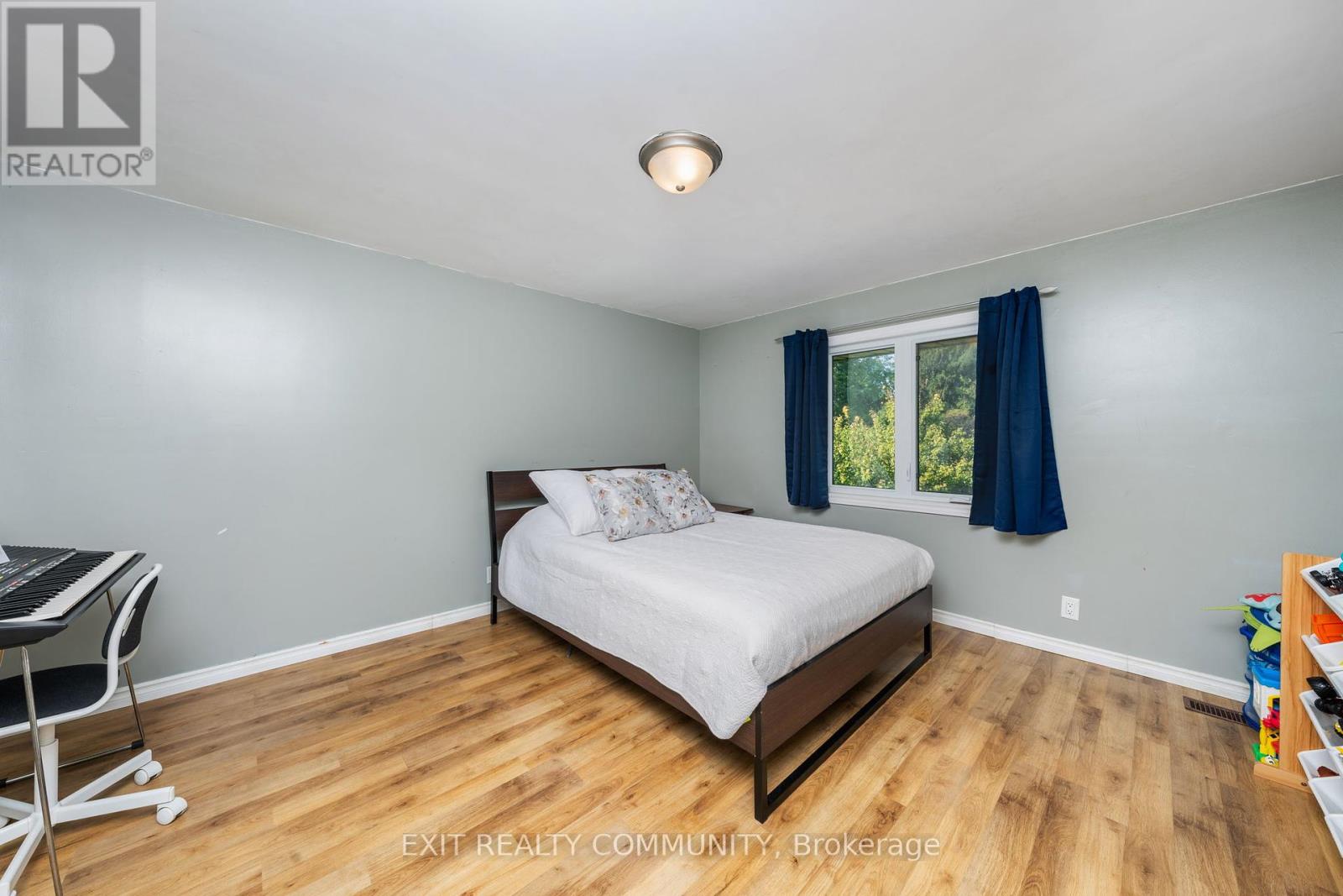 1961 Huron Avenue, Sarnia, Ontario  N7T 7H4 - Photo 24 - X12003154