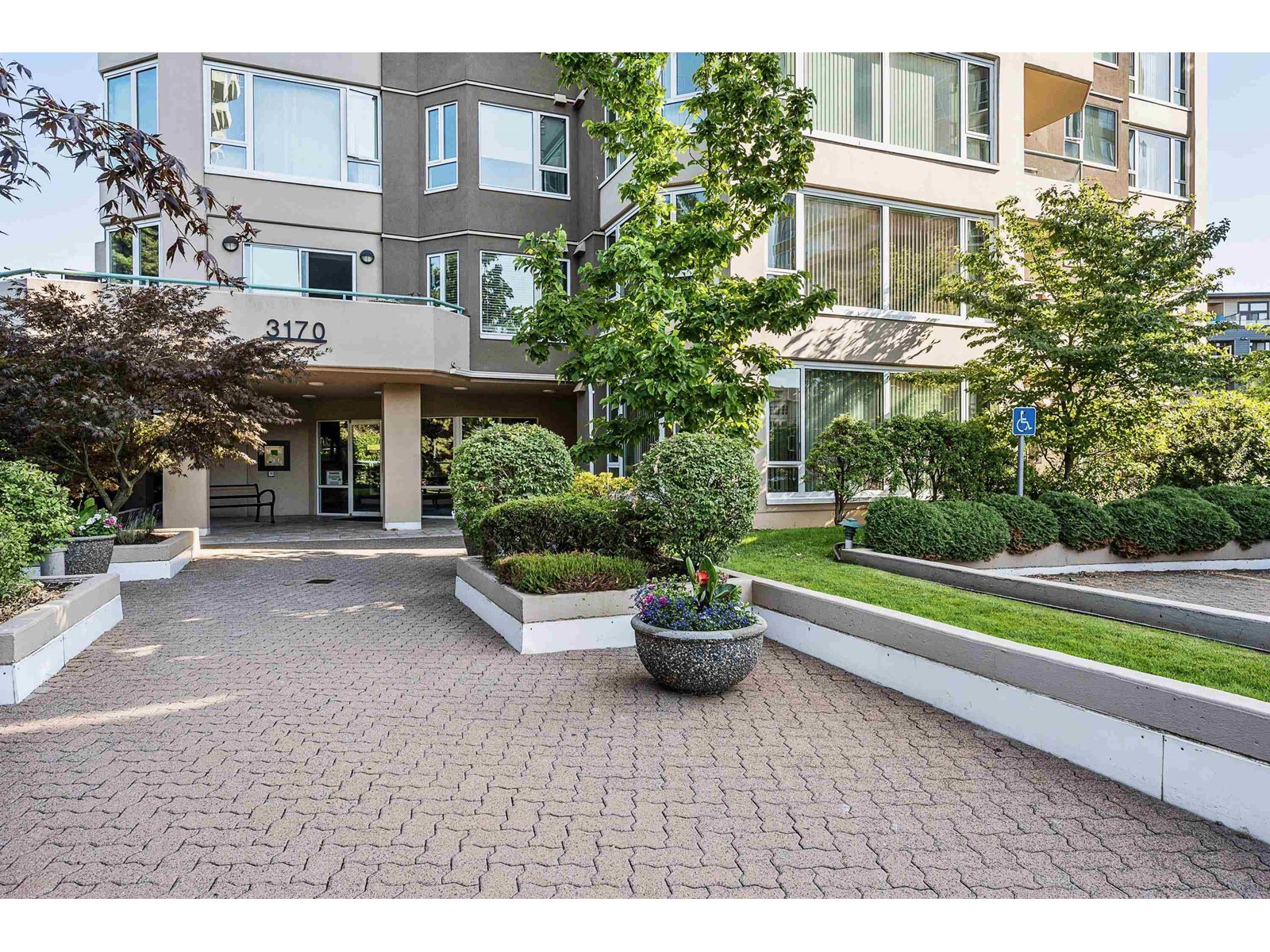Property at 802 3170 GLADWIN ROAD image 1