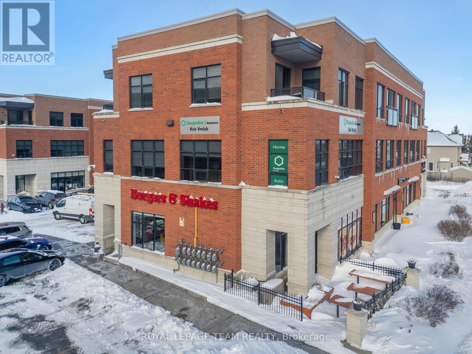 101 - 220 Kennevale Drive, Ottawa, Ontario  K2J 6B6 - Photo 3 - X12003157