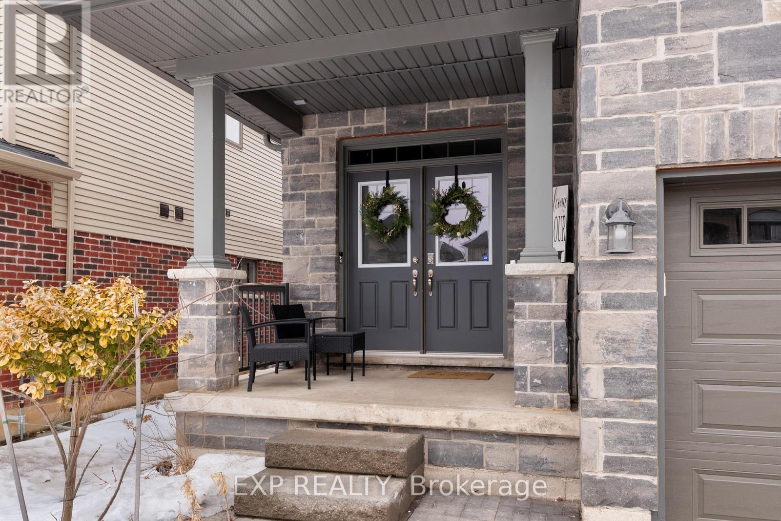Property at 4066 THOMAS STREET image 5