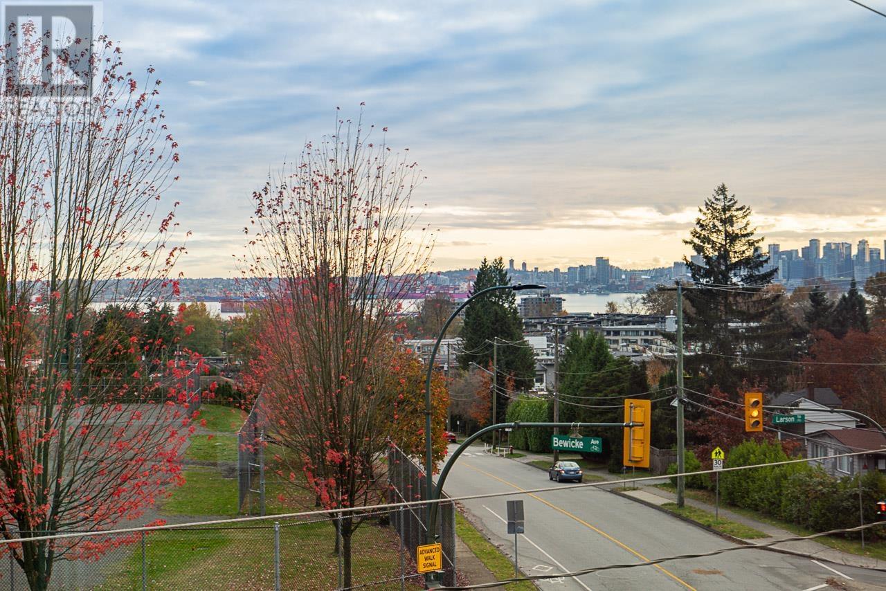 1710 Larson Road, North Vancouver, British Columbia  V7M 2Z4 - Photo 15 - R2974168